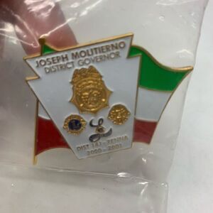 Lions Club Dist 14 J Joseph Molitierno Dist Governor 00-01 Enamel Gold Tone Pin